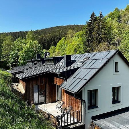 Rakosarna Suites & Apartments Szpindlerowy Młyn Zewnętrze zdjęcie