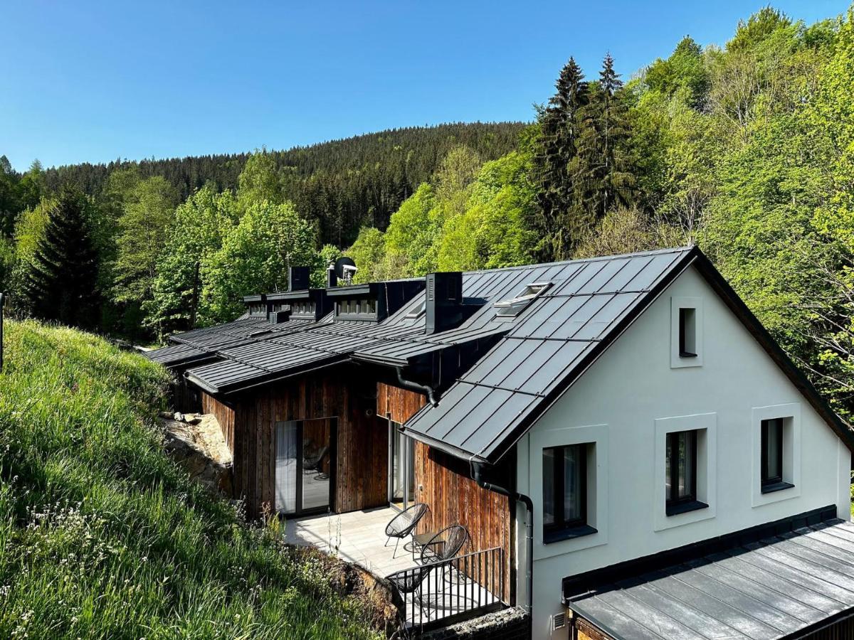 Rakosarna Suites & Apartments Szpindlerowy Młyn Zewnętrze zdjęcie