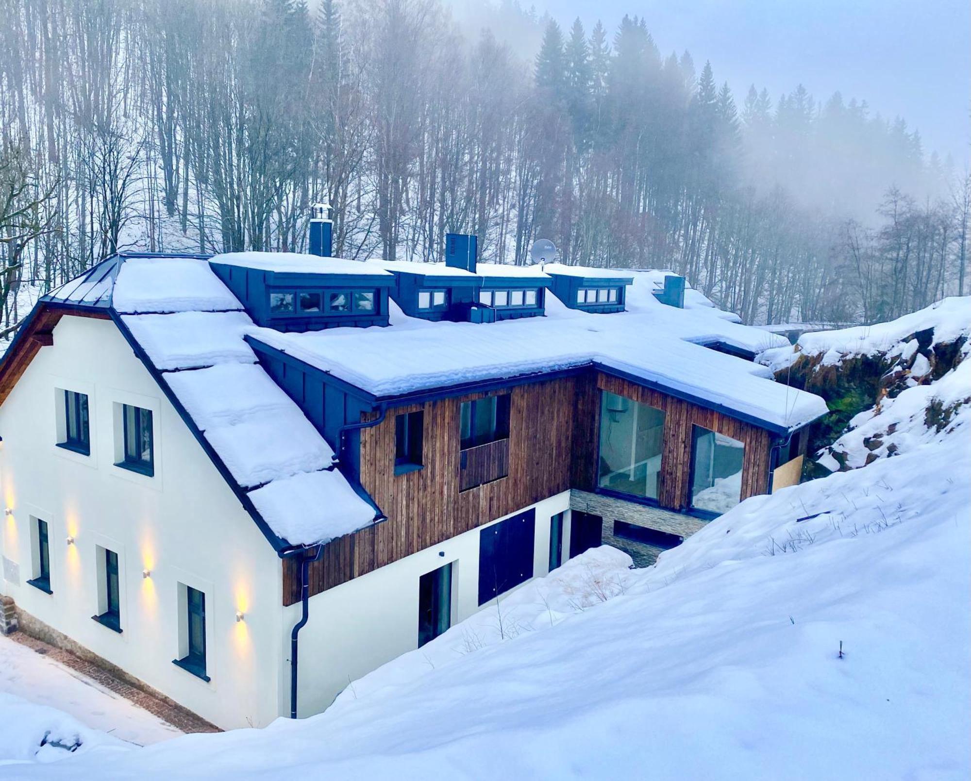 Rakosarna Suites & Apartments Szpindlerowy Młyn Zewnętrze zdjęcie